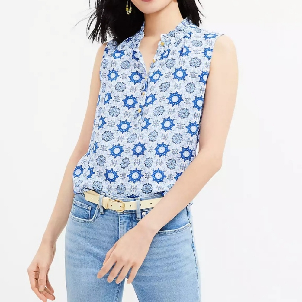 NWT LOFT  Tiled Ruffle Mixed Media Shell